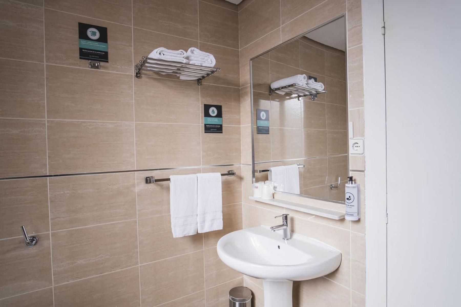 Hotel Alda Centro Ponferrada Ngoại thất bức ảnh