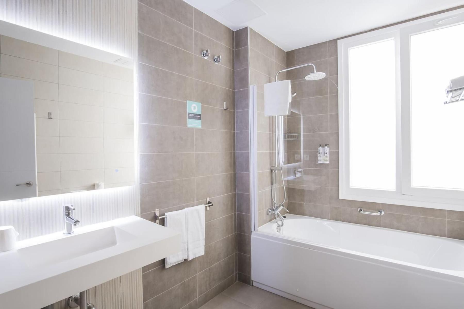 Hotel Alda Centro Ponferrada Ngoại thất bức ảnh