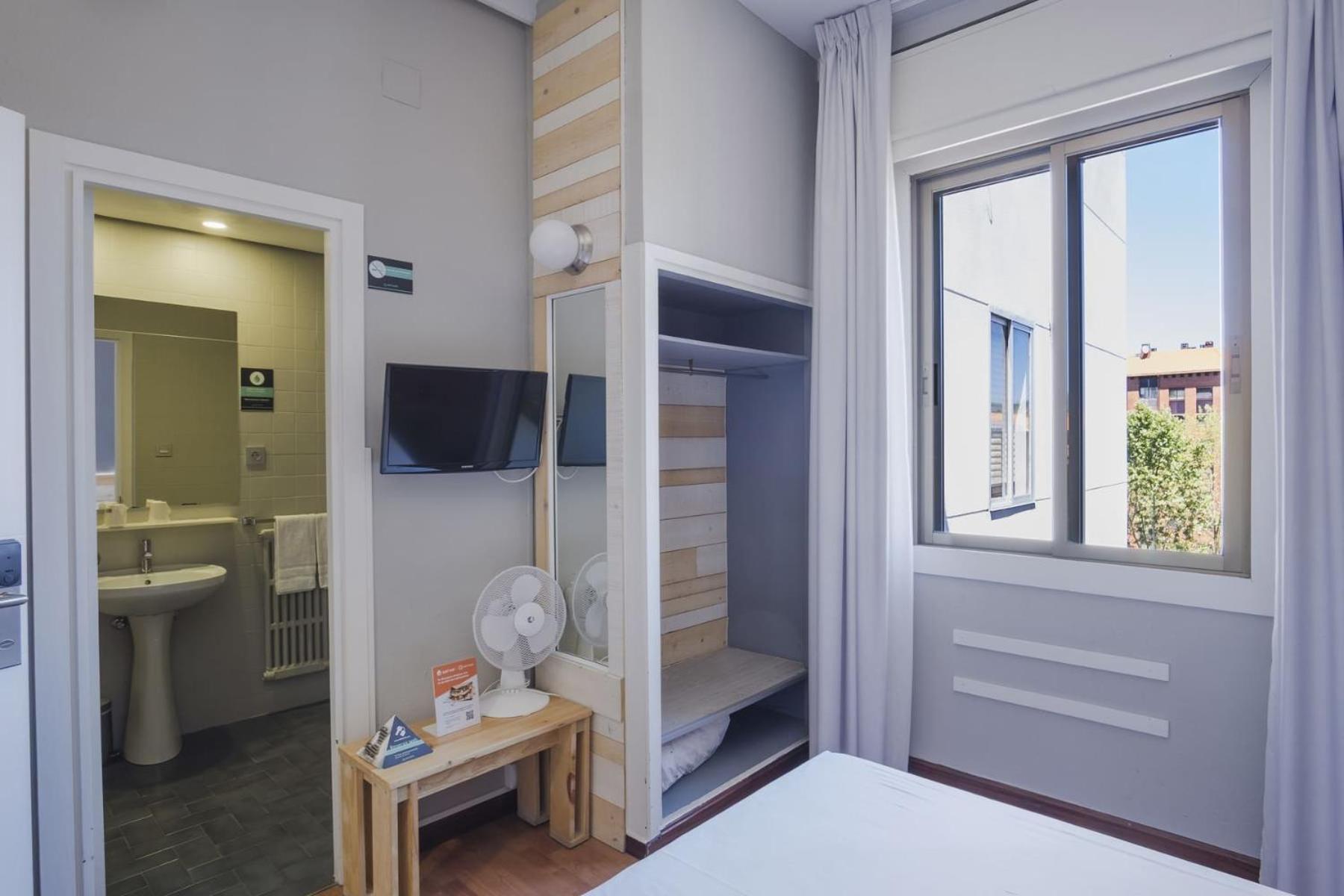 Hotel Alda Centro Ponferrada Ngoại thất bức ảnh